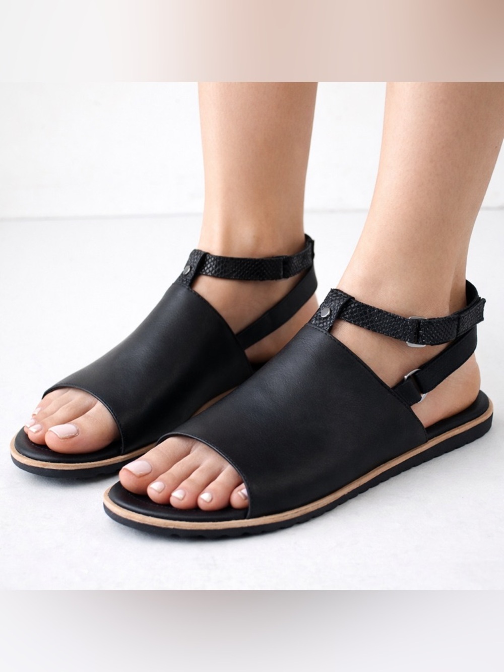✨ Sorel Leather Open-Toe Mules Flats w Ankle Strap Size 7.5